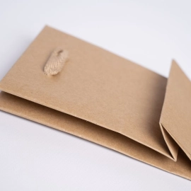 Gepersonaliseerde Machinaal Gemaakte Papieren Zakken Draagtas Noblesse Kraft